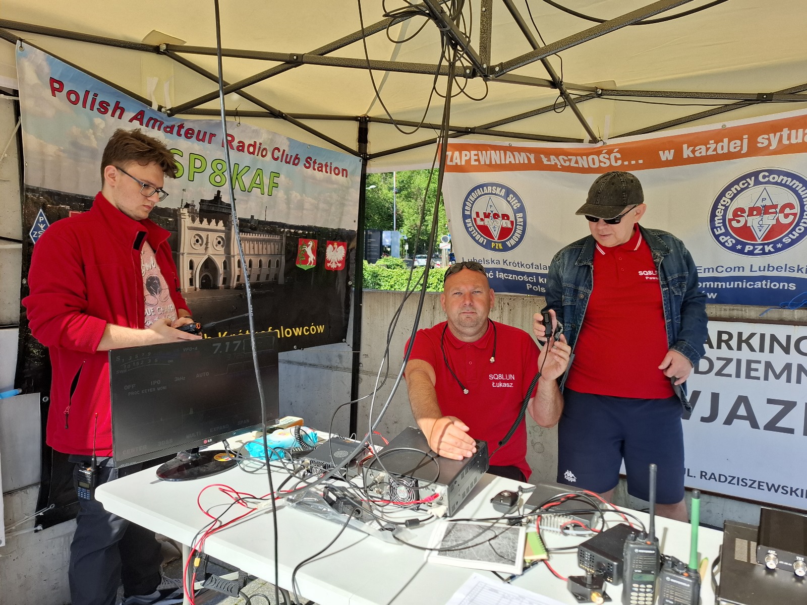 4fbb411a-b70c-480e-8d83-f64564c70b3f